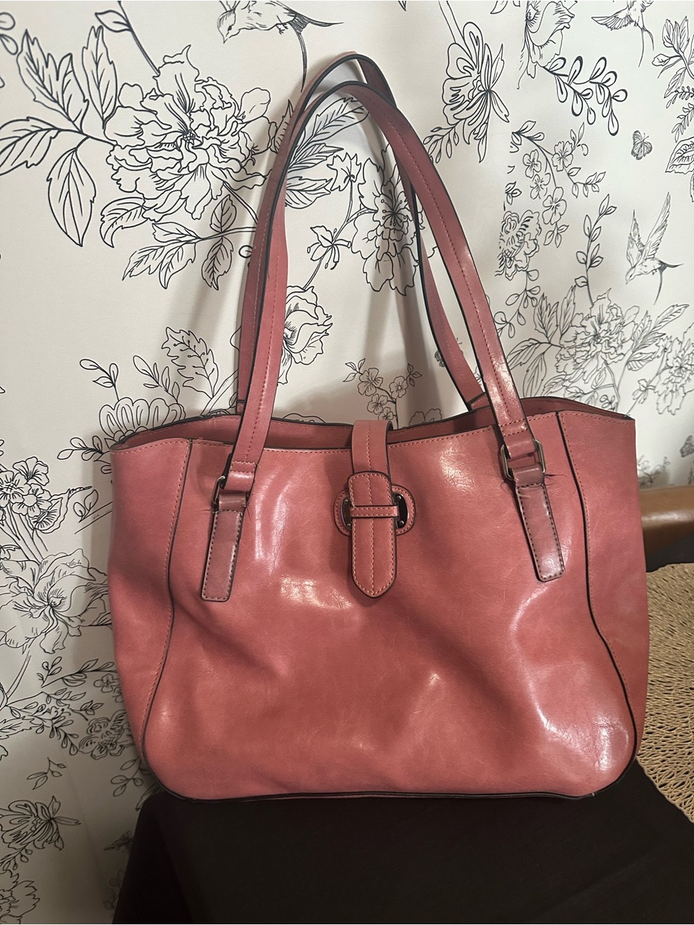 Source Unknown Rose Pink Leather Tote Bag with Buckle Strap